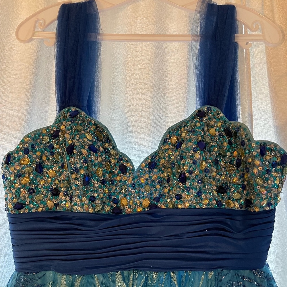 Teal Blue Prom/Homecoming/Pageant Dress - Picture 4 of 11